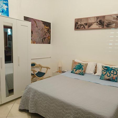 B&B Il Poeta Palermo Bagian luar foto