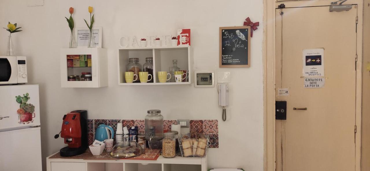 B&B Il Poeta Palermo Bagian luar foto