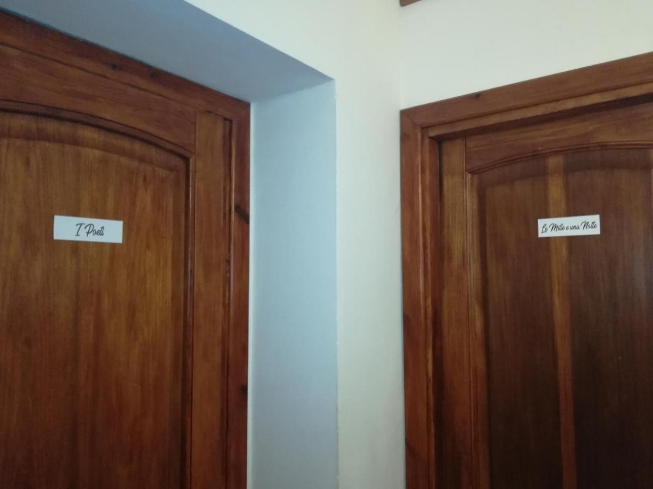 B&B Il Poeta Palermo Bagian luar foto